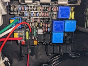 オーラ FE13 ヒューズ