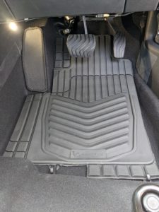 フロアマット装着後